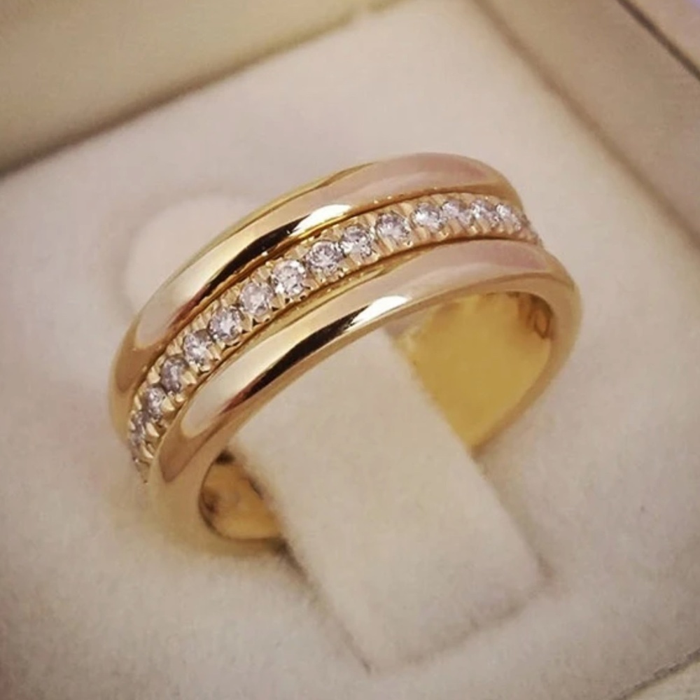 Gold-Tone CZ Band – Size 8